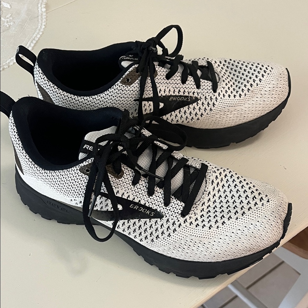 Brooks Black and White Knit Running Shoes